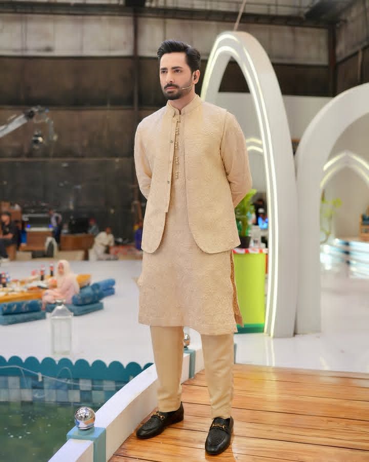 Lipton Tea 900g + Everyday Whitener 850g | Family Pack Deal