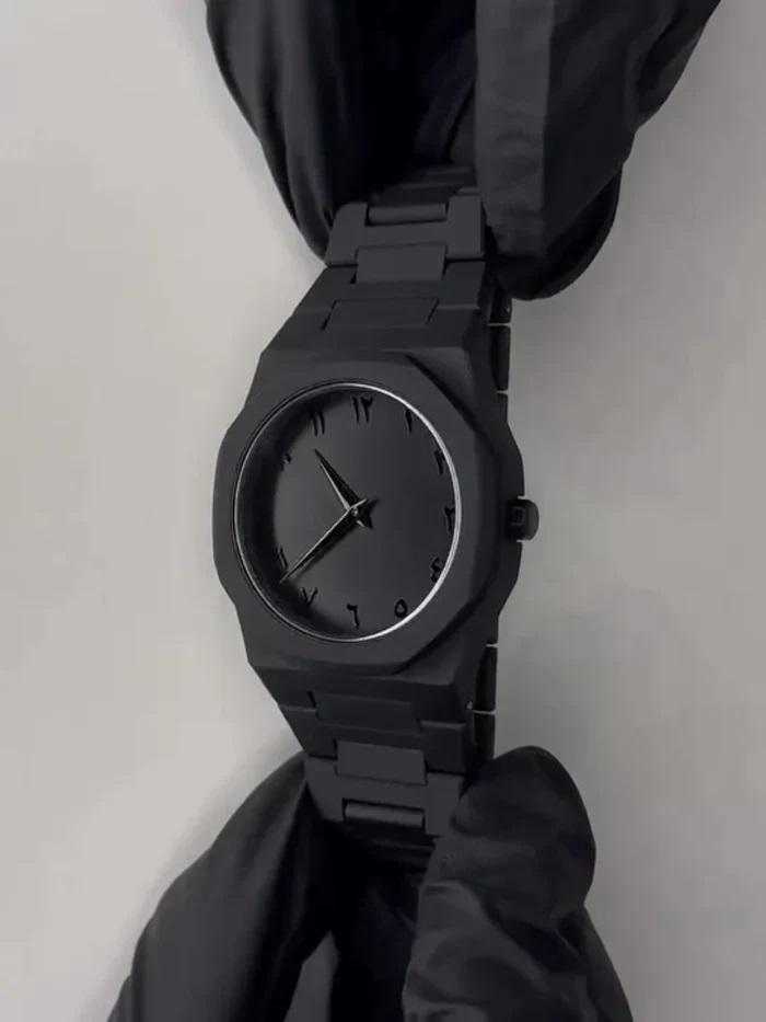 BLACK ARABIC AURA WATCH
